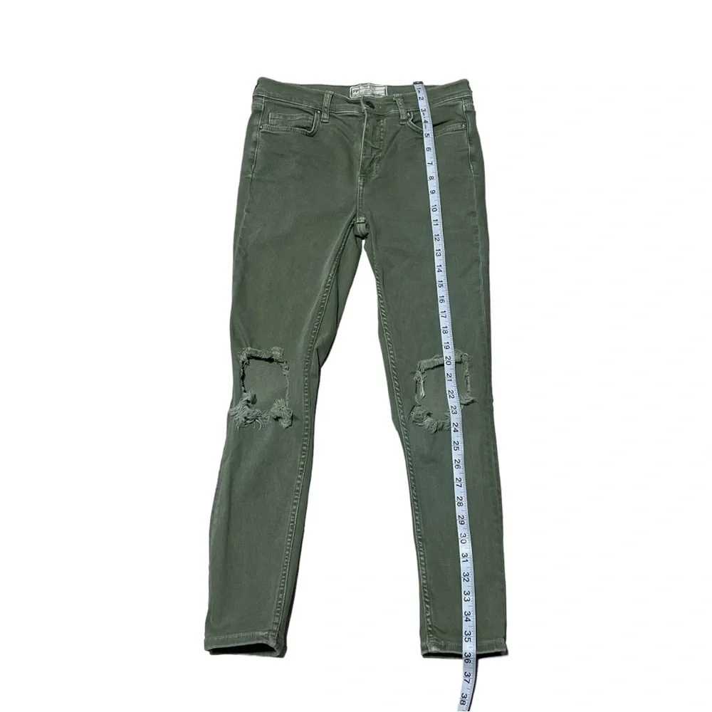 Free People Green‎ Distressed Skinny Jeans Size 27